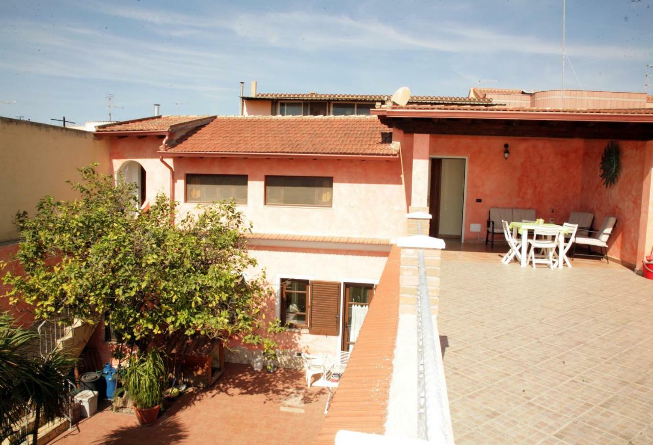 L'Isola Felice Apartment Monserrato Kültér fotó