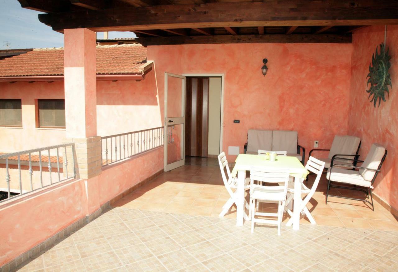 L'Isola Felice Apartment Monserrato Kültér fotó