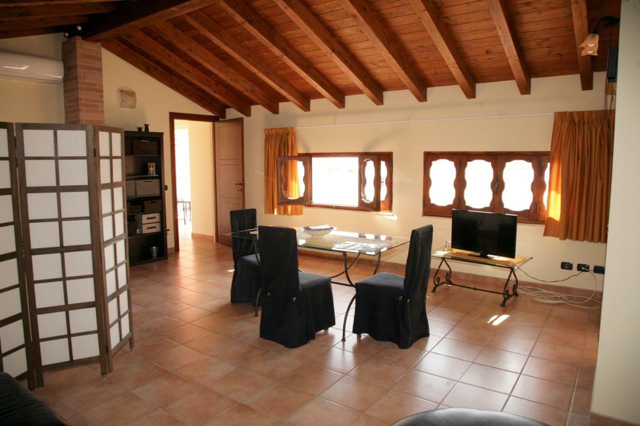 L'Isola Felice Apartment Monserrato Kültér fotó