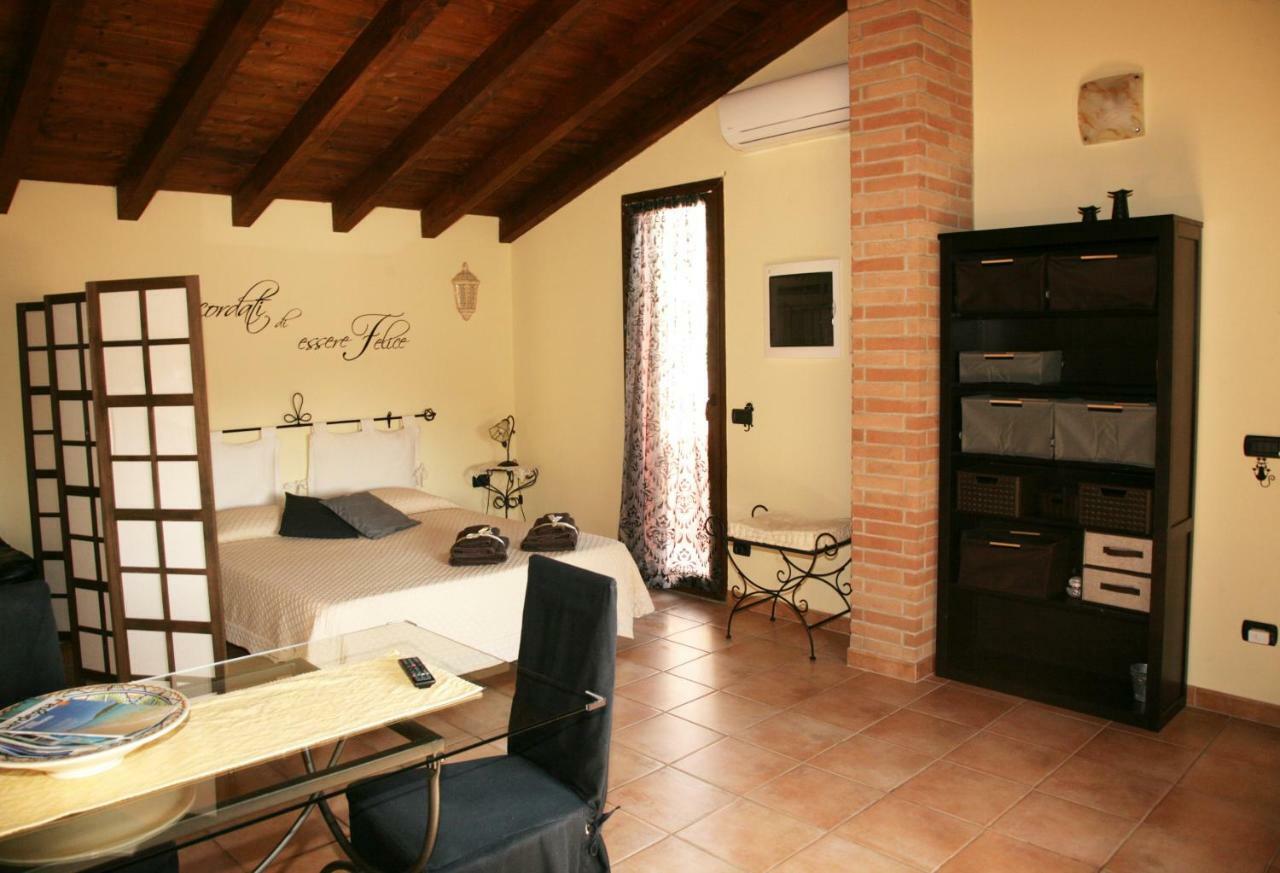 L'Isola Felice Apartment Monserrato Kültér fotó