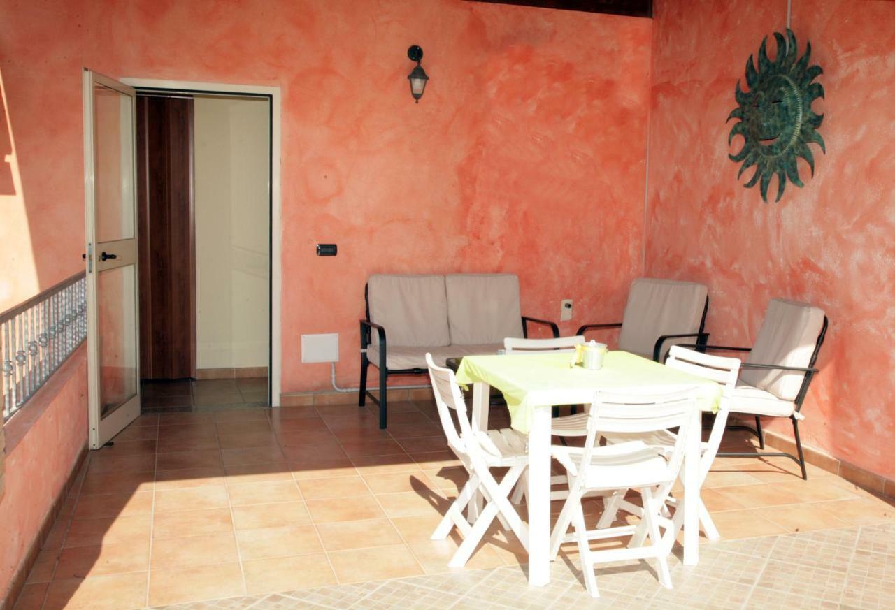 L'Isola Felice Apartment Monserrato Kültér fotó
