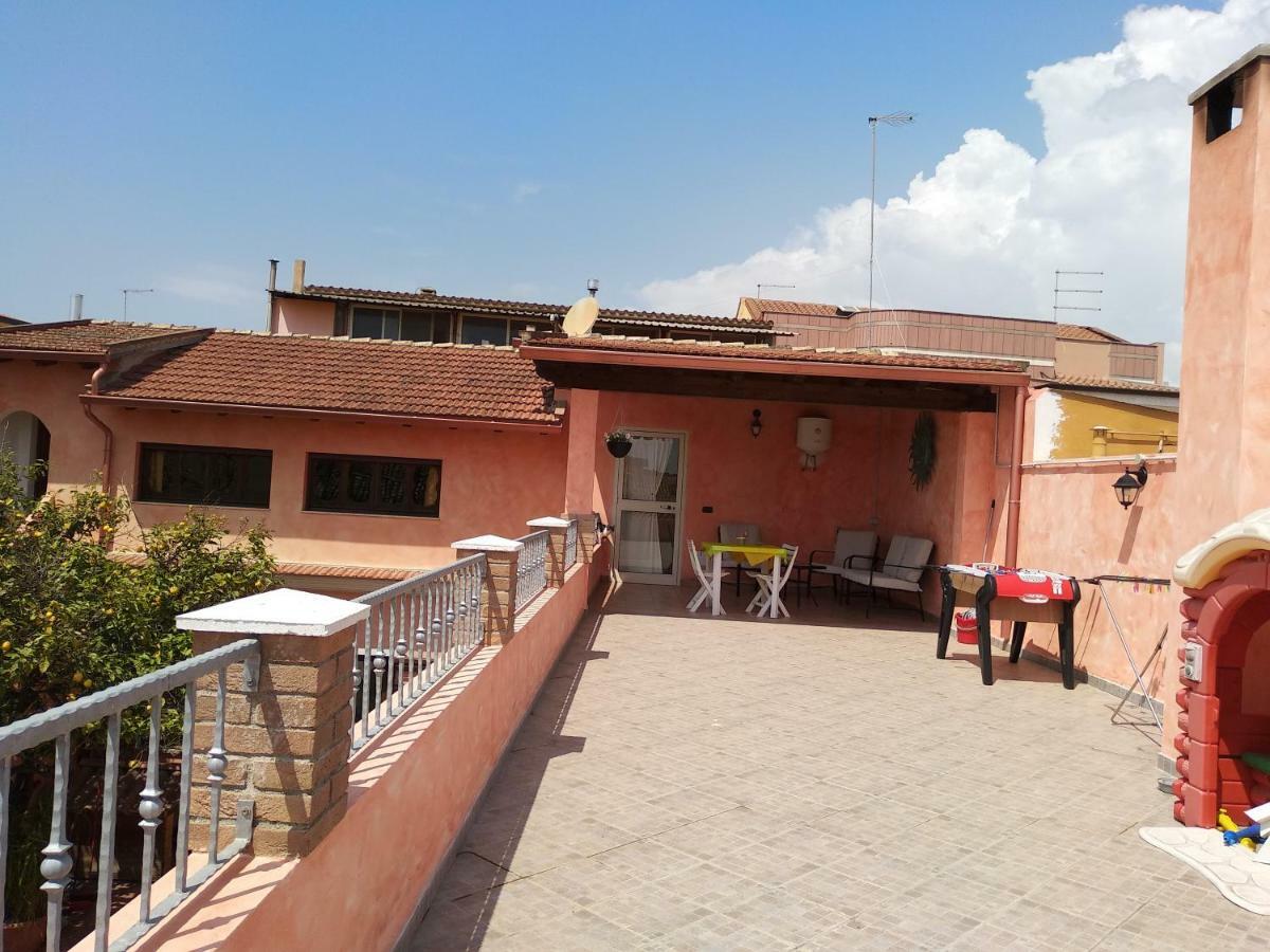 L'Isola Felice Apartment Monserrato Kültér fotó